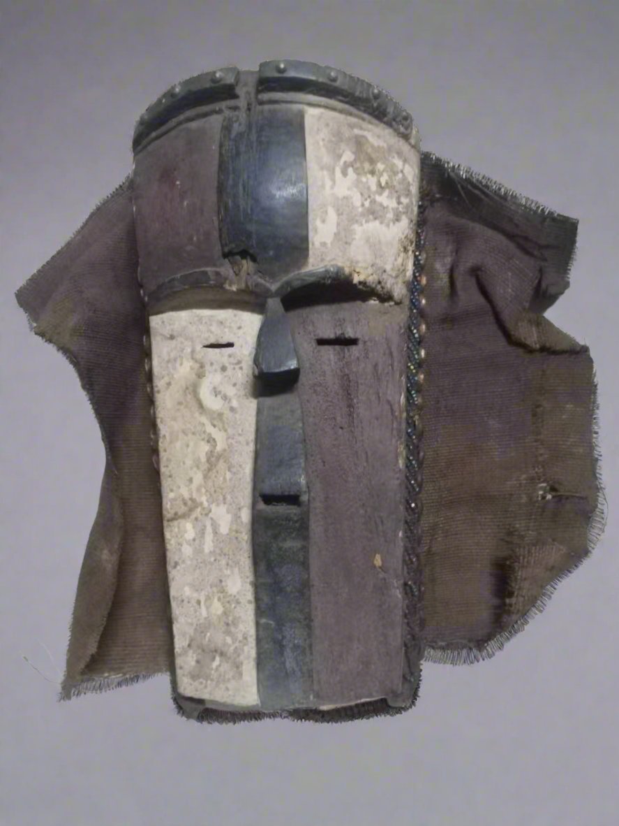 KWELE MASK